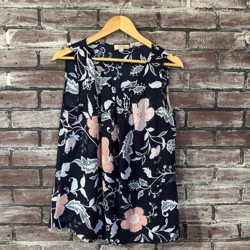 LOFT Outlet Floral Sleeveless Blouse Women Size Medium Navy Pleated Front Top